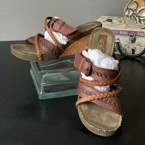 Sketchers Bohemian Wedge Sandals Cork Heel Distressed Mule Summer Shoe